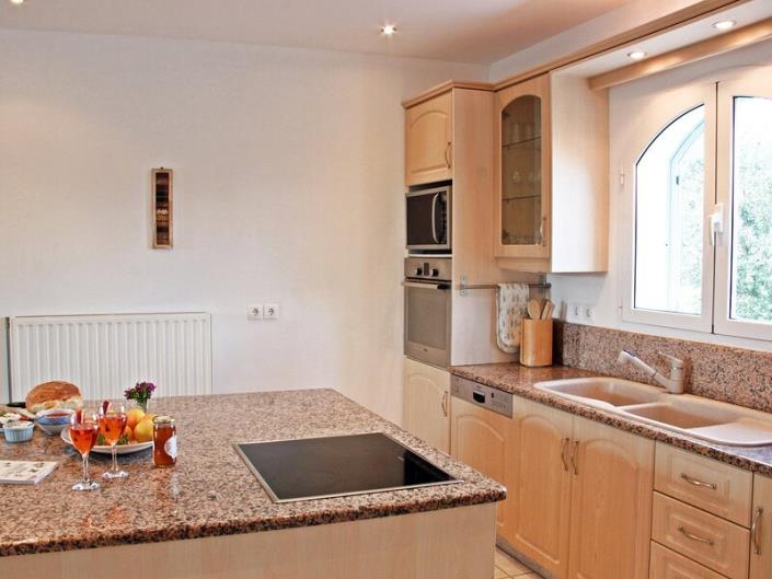 Image No.22-3 Bed Villa for sale