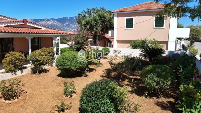Image No.2-Maison / Villa de 3 chambres à vendre