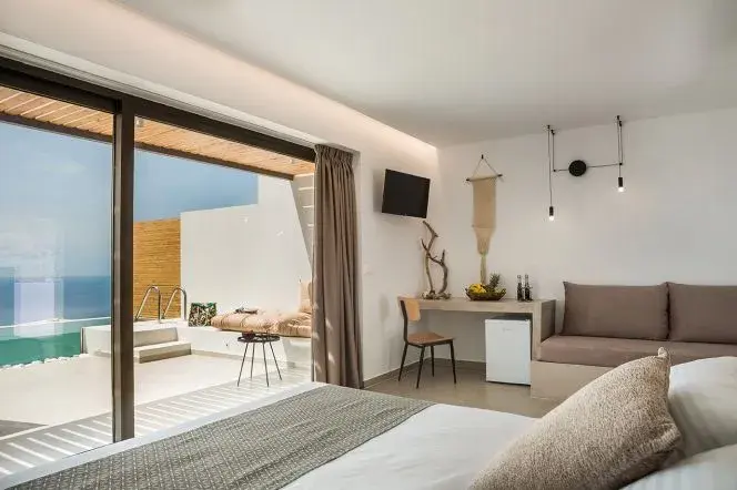 Image No.9-7 Bed Hotel for sale
