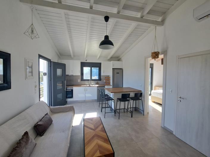Image No.6-2 Bed House for sale
