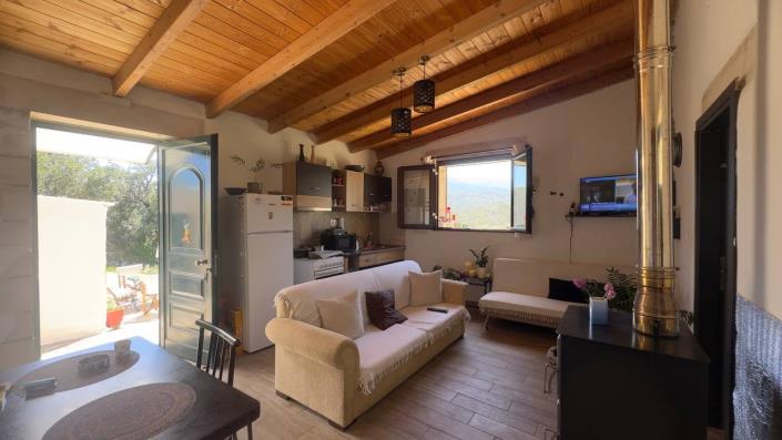 Image No.12-1 Bed House for sale