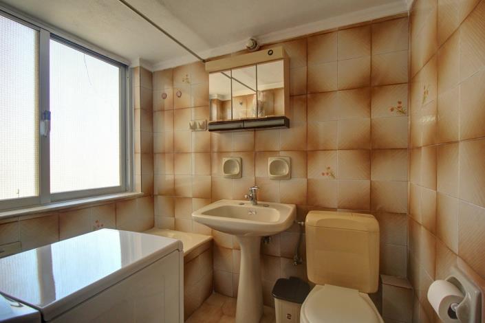 Image No.10-1 Bed Apartment for sale