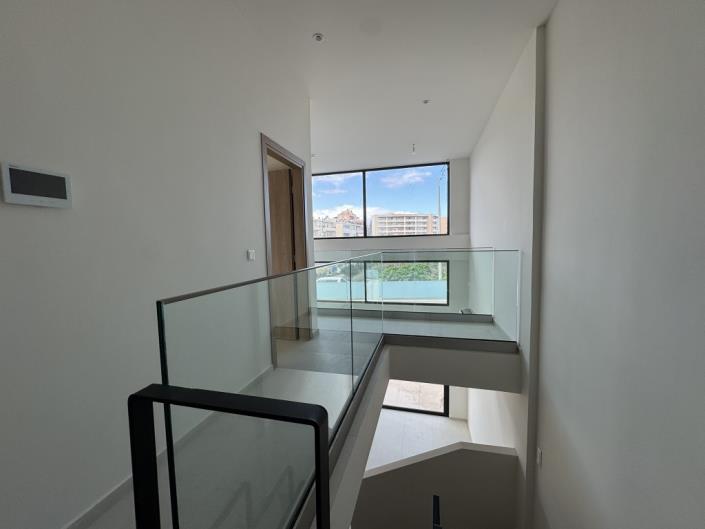 Image No.15-3 Bed Maisonette for sale