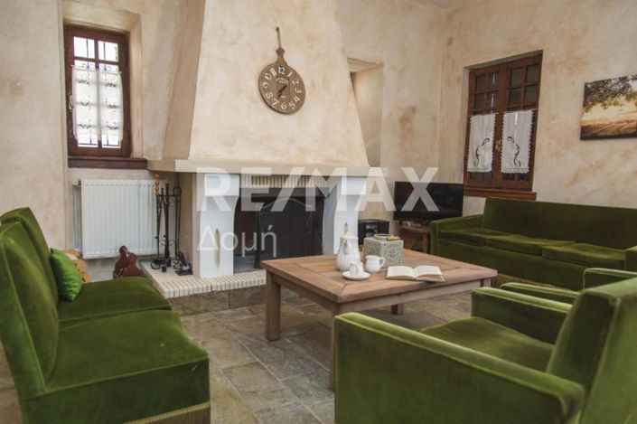 Image No.4-2 Bed House for sale