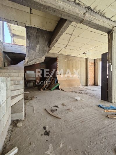 Image No.11-2 Bed Property for sale