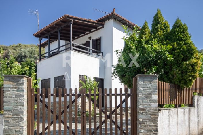 Image No.14-4 Bed Property for sale
