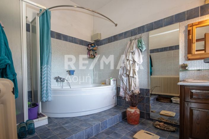 Image No.39-4 Bed Maisonette for sale