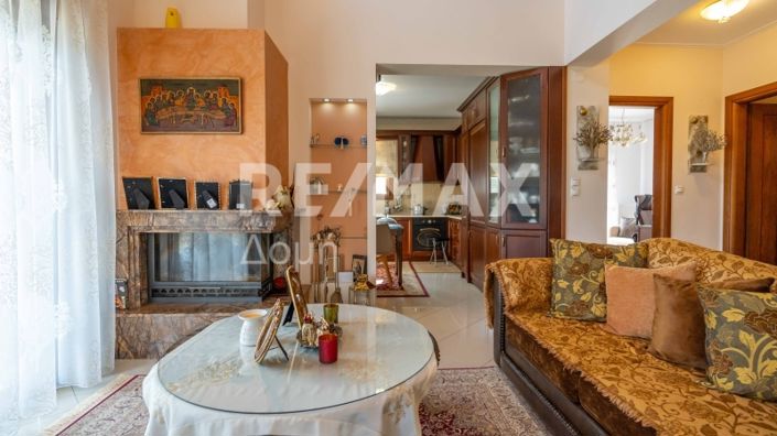 Image No.22-4 Bed Property for sale