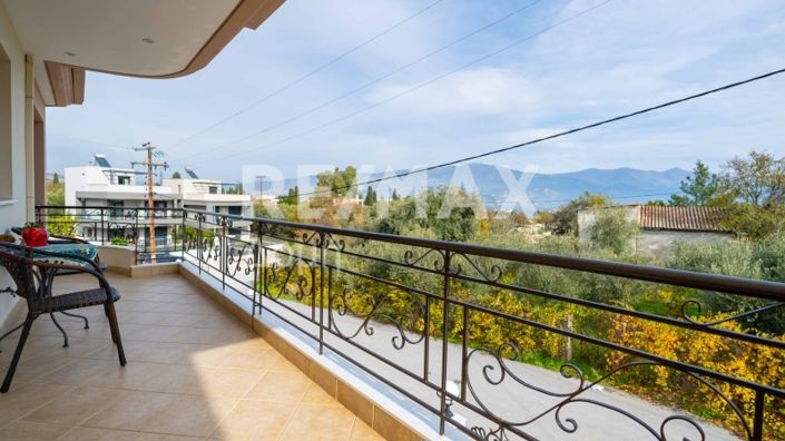 Image No.47-4 Bed Property for sale