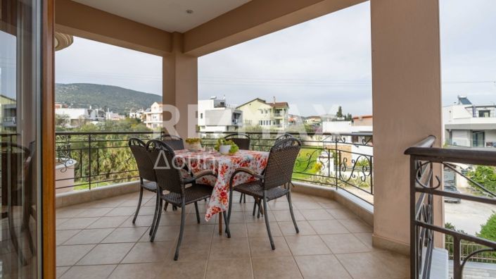 Image No.49-4 Bed Property for sale