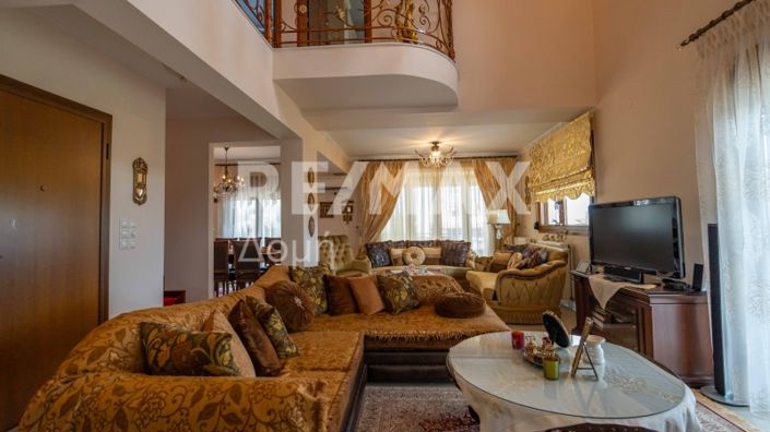 Image No.8-4 Bed Property for sale