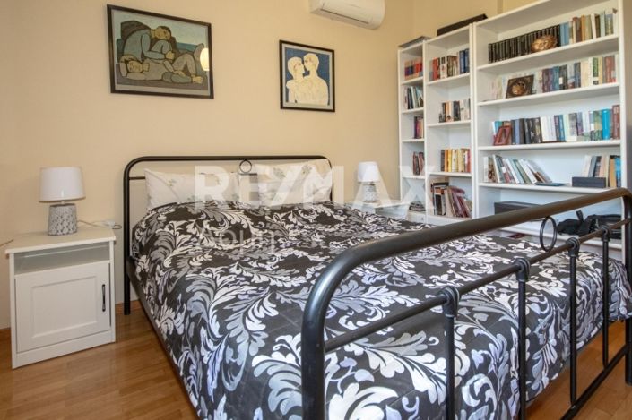 Image No.49-5 Bed House for sale