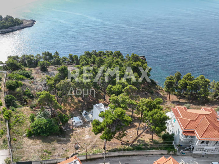 Image No.3-3 Bed Property for sale