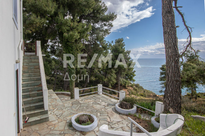 Image No.4-3 Bed Property for sale