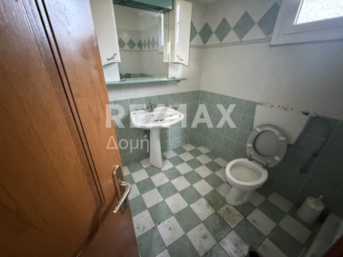 Image No.10-4 Bed House for sale