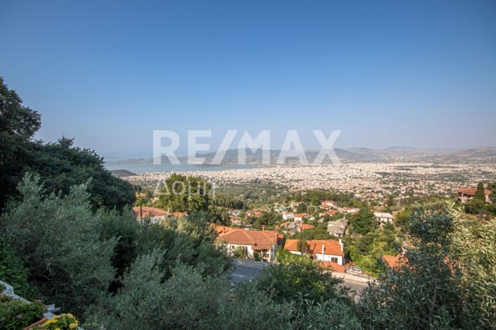 Image No.38-4 Bed Maisonette for sale