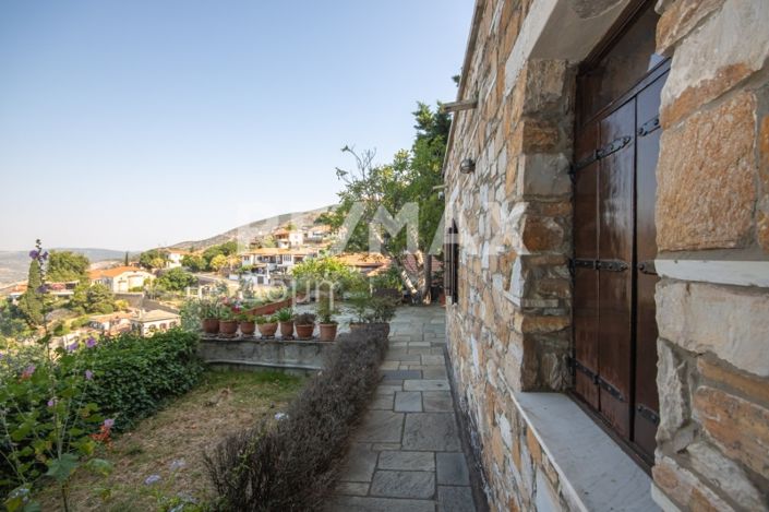 Image No.48-4 Bed Maisonette for sale