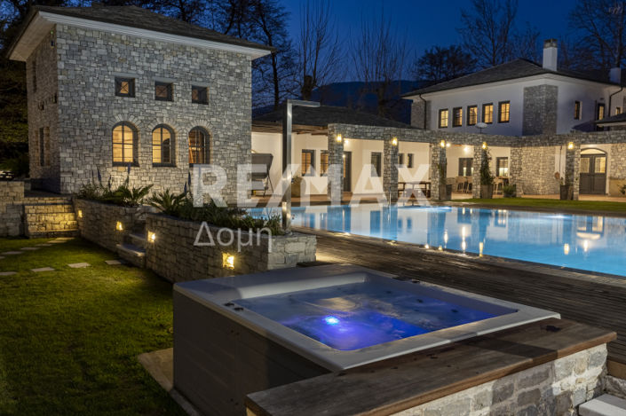 Image No.4-7 Bed Villa for sale