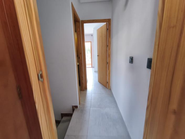 Image No.26-2 Bed Townhouse for sale