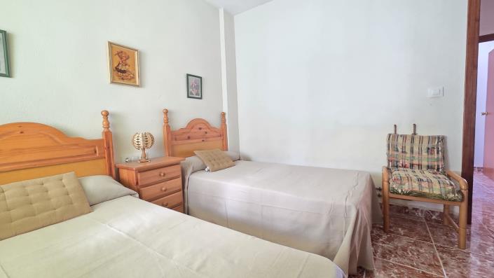 Image No.25-3 Bed Apartment for sale