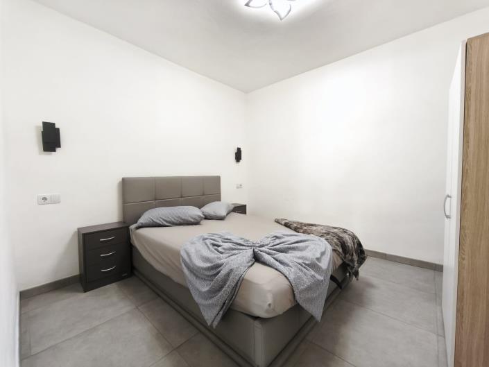 Image No.10-2 Bed Apartment for sale