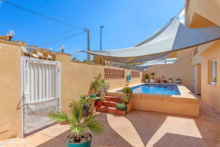 Image No.36-5 Bed Villa for sale