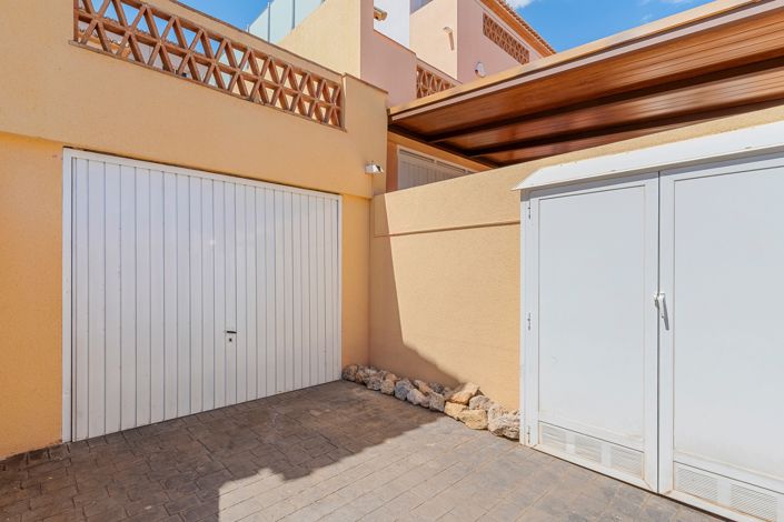 Image No.44-5 Bed Villa for sale