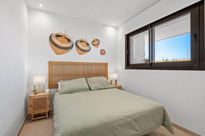 Image No.22-2 Bed Apartment for sale
