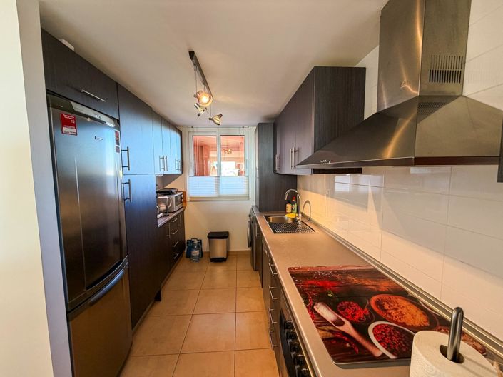 Image No.11-2 Bed Apartment for sale