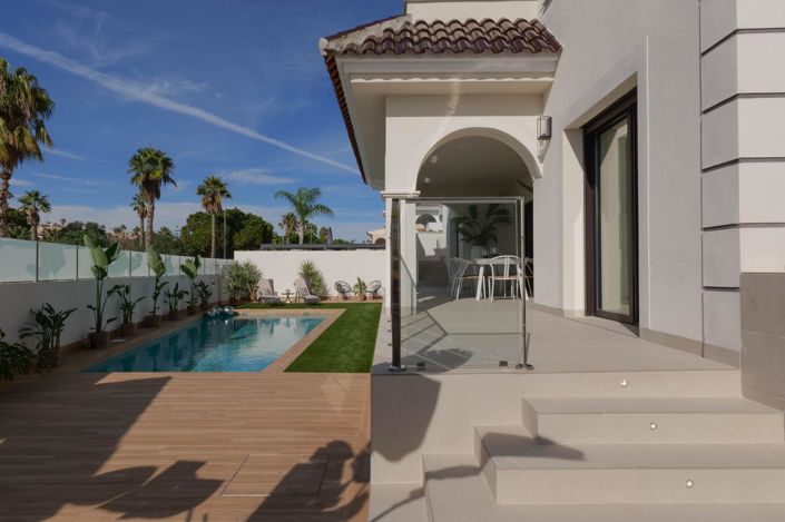 Image No.4-3 Bed Villa for sale