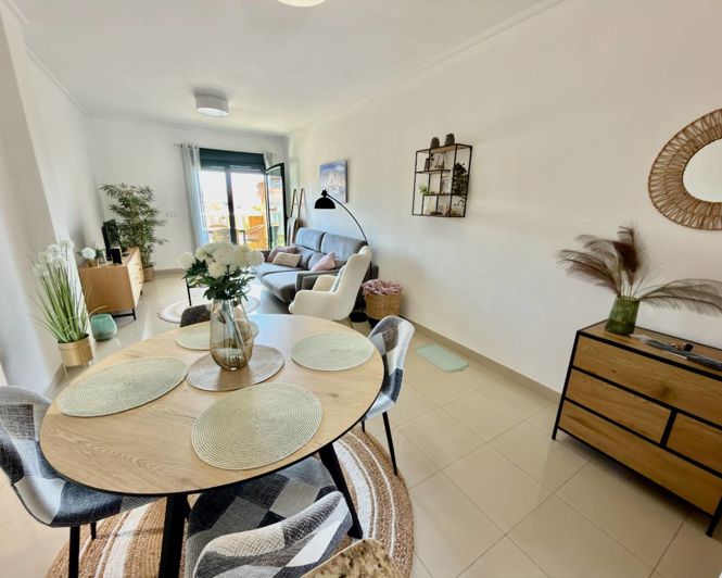 Image No.4-2 Bed Apartment for sale