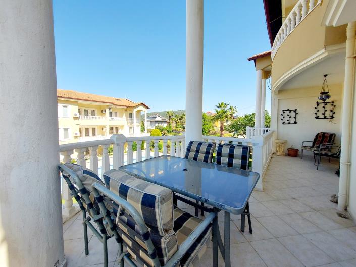 Image No.20-3 Bed Apartment for sale