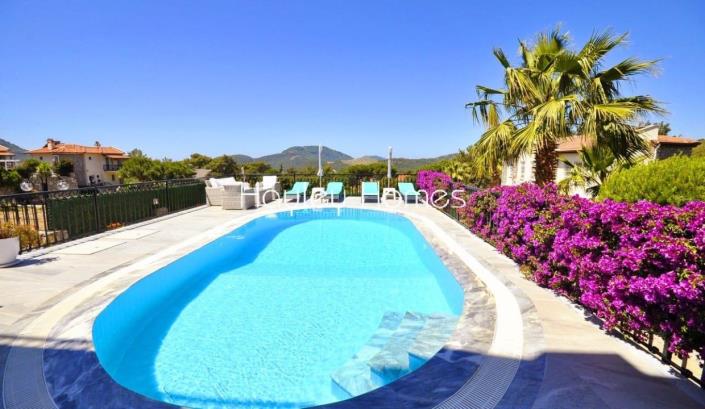 Image No.6-5 Bed Villa for sale