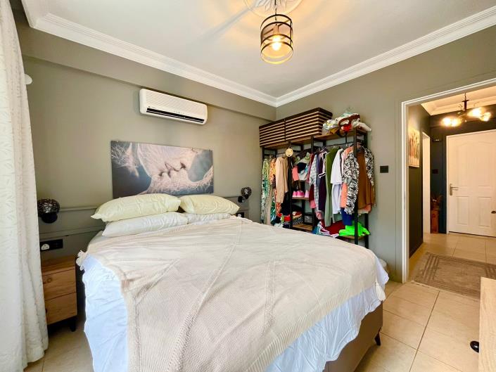 Image No.17-4 Bed Apartment for sale