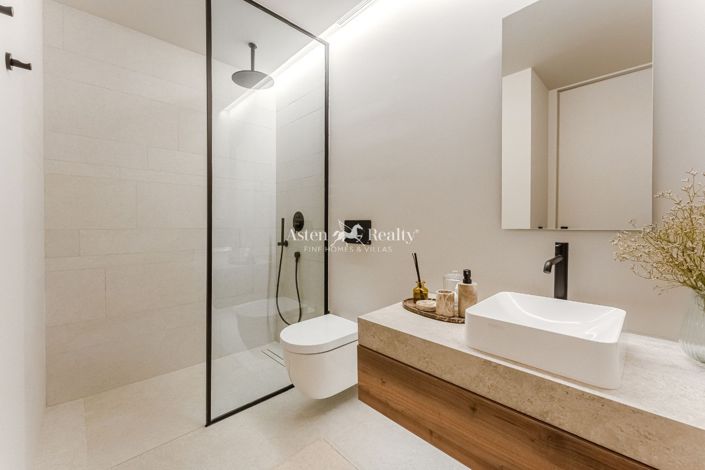 Image No.17-2 Bed Apartment for sale