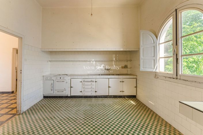 Image No.16-House for sale