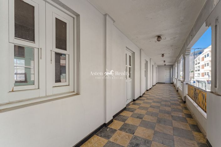 Image No.28-House for sale