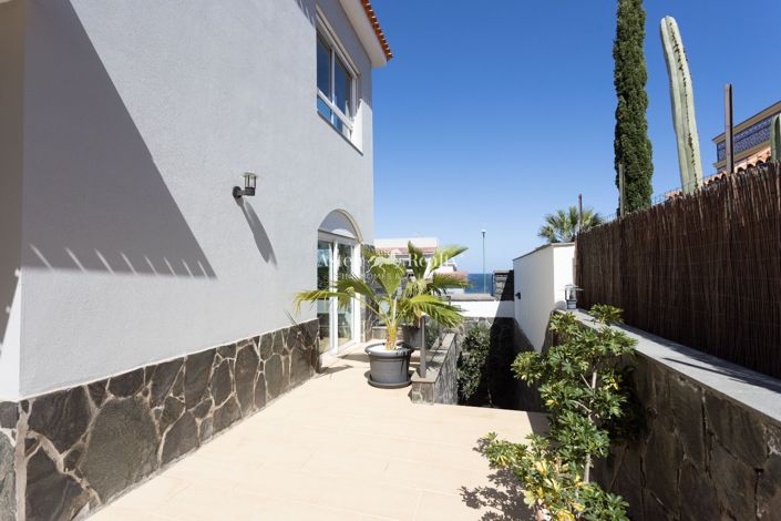 Image No.57-7 Bed Villa for sale