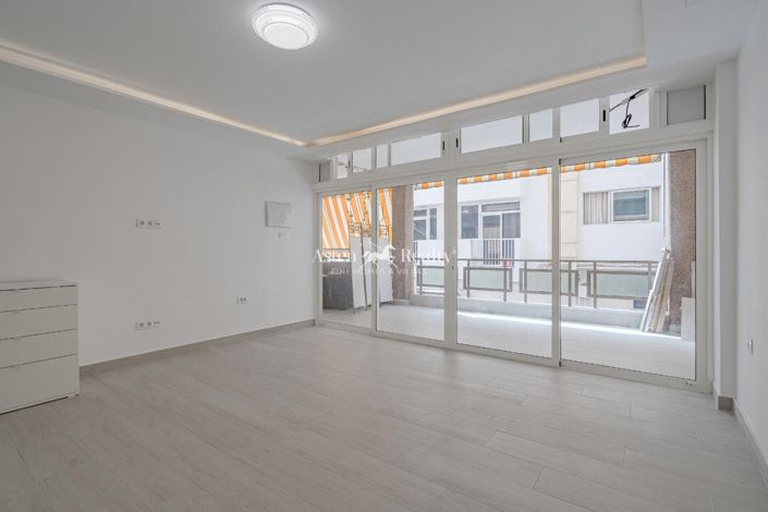 Image No.5-1 Bed Flat for sale