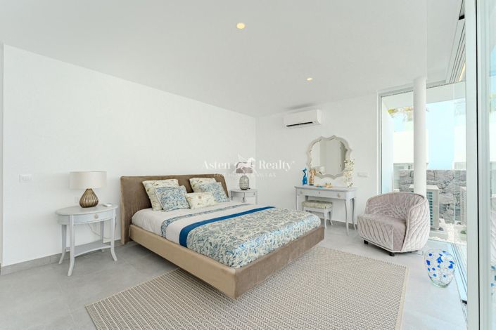 Image No.5-3 Bed Villa for sale