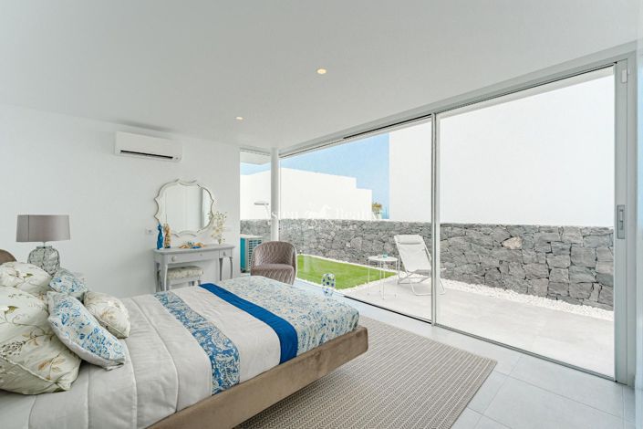 Image No.6-3 Bed Villa for sale