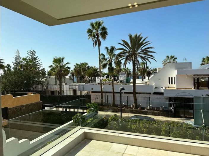 Image No.11-4 Bed Villa for sale