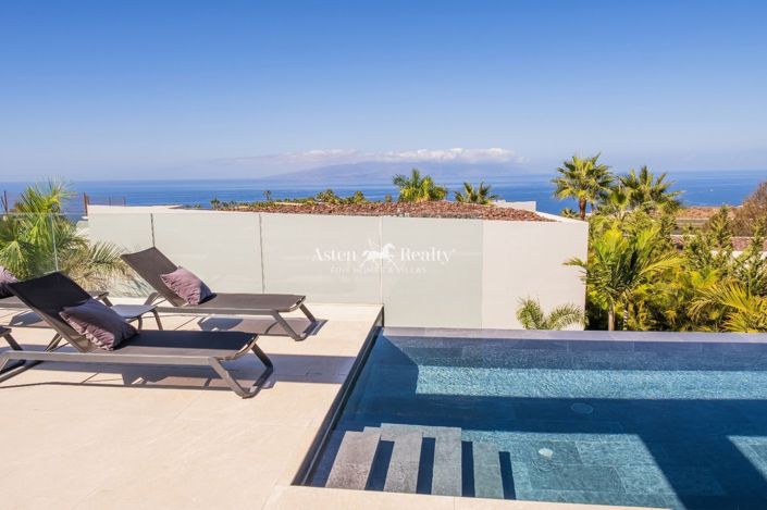 Image No.4-4 Bed Villa for sale