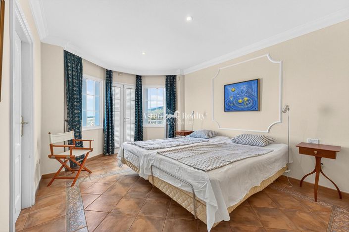 Image No.24-5 Bed Villa for sale