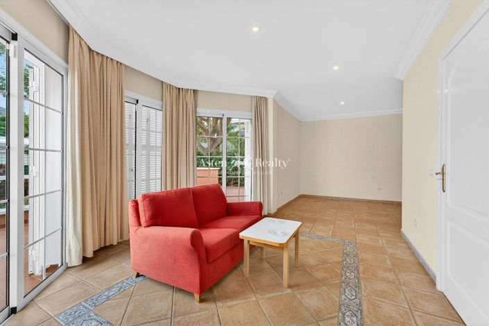 Image No.34-5 Bed Villa for sale