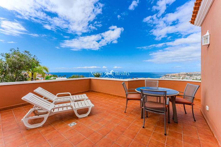 Image No.38-5 Bed Villa for sale