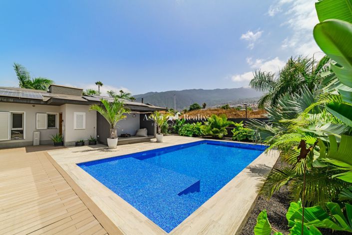 Image No.13-4 Bed Villa for sale