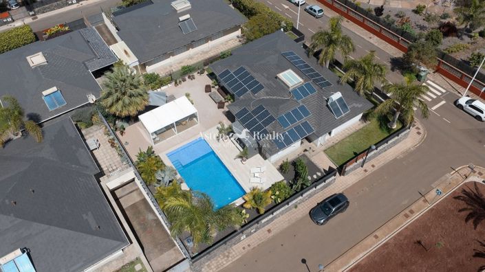 Image No.3-4 Bed Villa for sale