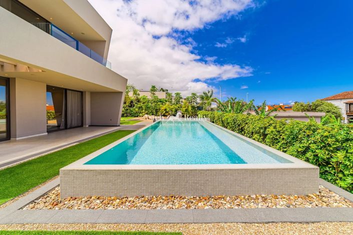 Image No.5-4 Bed Villa for sale