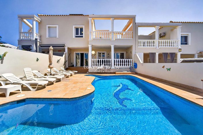 Image No.4-Villa de 4 chambres à vendre à Los Cristianos